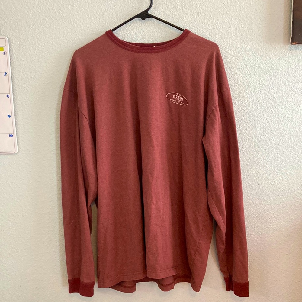 A XL maroon old navy shirt.